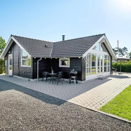 Holiday home 3 Bedroom Awesome In *